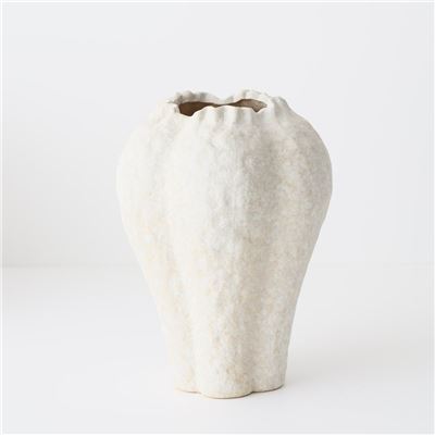 Nagio Vase 30cmh x 22cmd – Eggshell