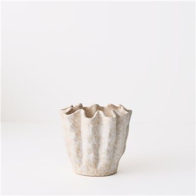 Ena Pot 15cmh x 16cmd – Eggshell